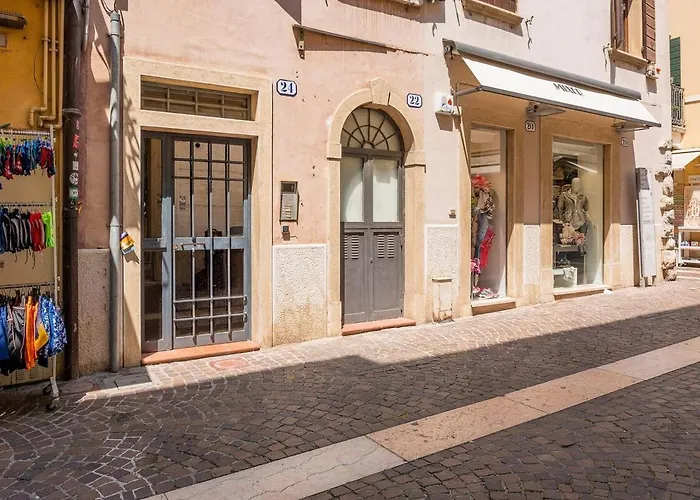 Ca'dinora - Venetia - * Bardolino